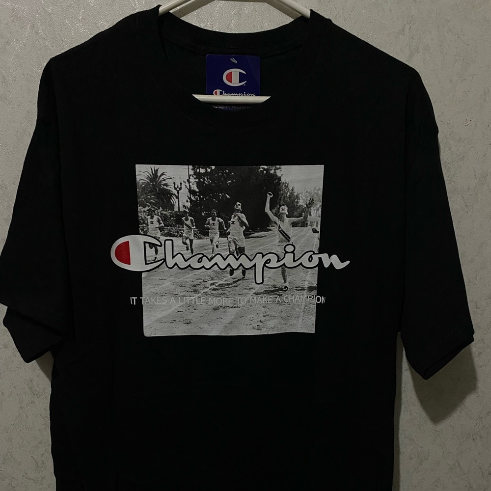 Champion tee